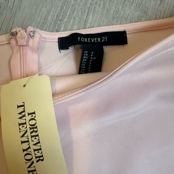 Forever 21 skirt - Picture 2 of 2